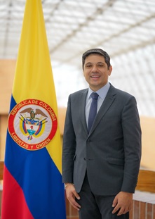 Delegado de Asuntos Económicos y Societarios, Rodrigo Lupercio Riaño Pineda