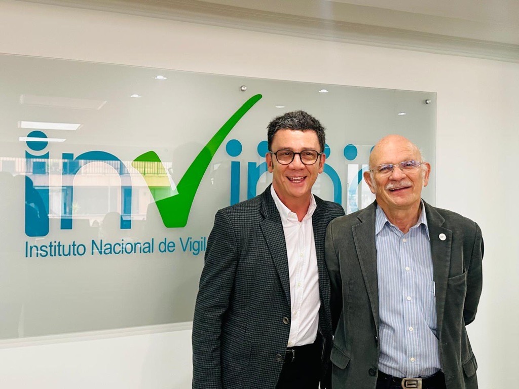 Relacionamiento Interinstitucional entre la Supersociedades y el INVIMA Relacionamiento Interinstitucional entre la Supersociedades y el INVIMA